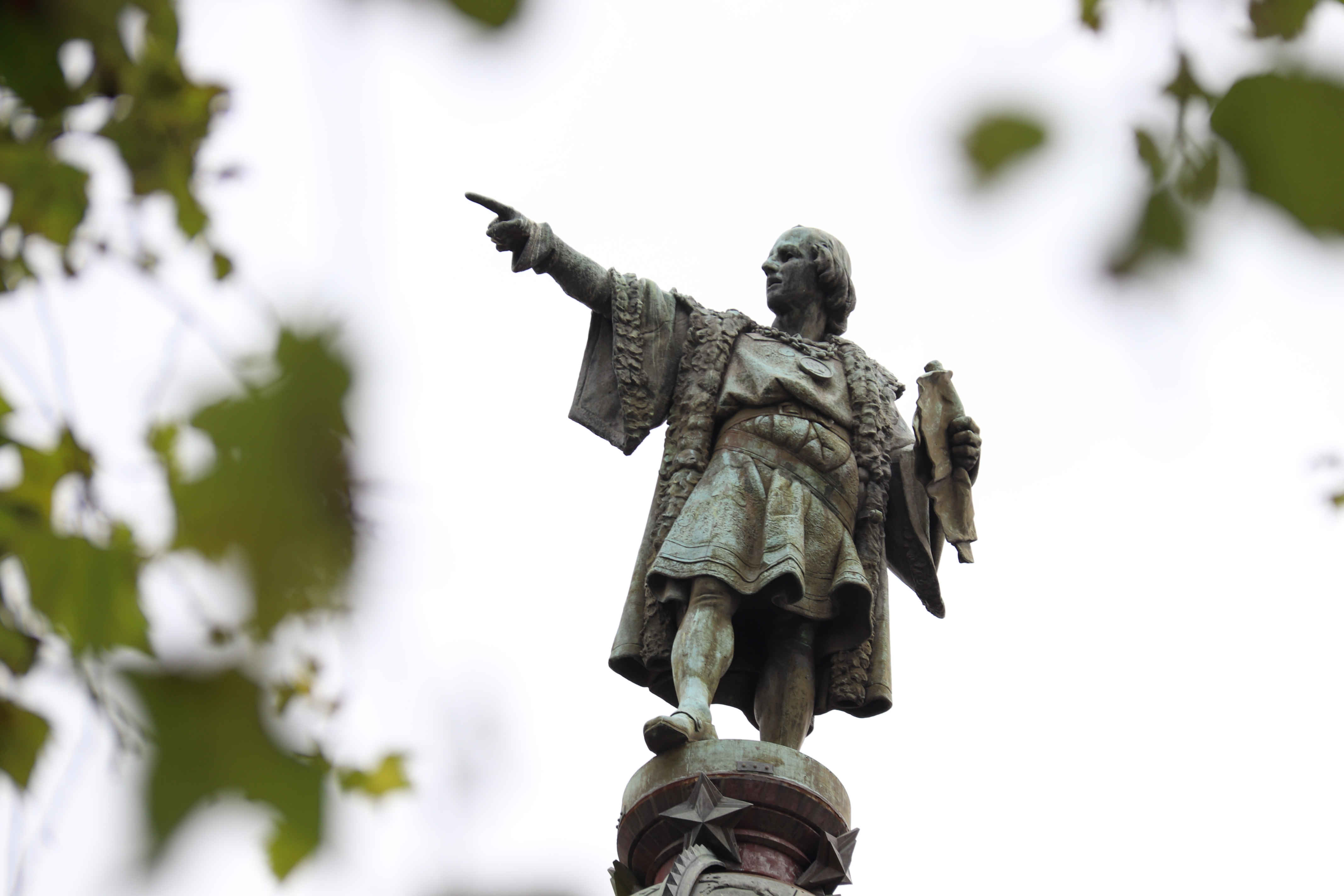 The monument to Cristopher Columbus in Barcelona (by Alan Ruiz Terol)